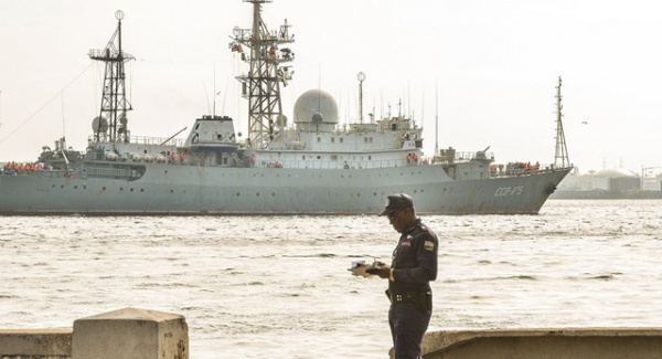 Mỹ “tá hỏa” phát hiện tàu trinh sát Nga áp sát bờ biển