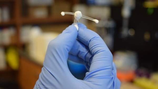 Với thiết bị cấy tử cung này, đại dịch HIV sẽ sớm thành dĩ vãng?