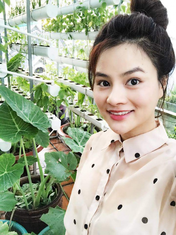 Cùng trồng rau sân thượng nhưng nhiều sao Việt cũng phải "nể" khi nhìn khu vườn nhà Vũ Thu Phương