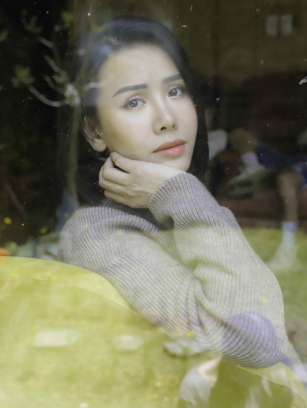 Sao Mai Yến Ngọc bất ngờ ra mắt MV sau 10 năm "ở ẩn"