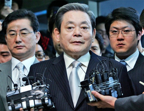 Chủ tịch Tập đoàn Samsung Lee Kun Hee qua đời ở tuổi 78