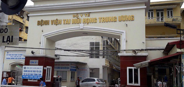 Hai ca COVID-19 mới ở Hà Nội: Người bán rau ở chợ, người đến viện mới phát hiện dương tính