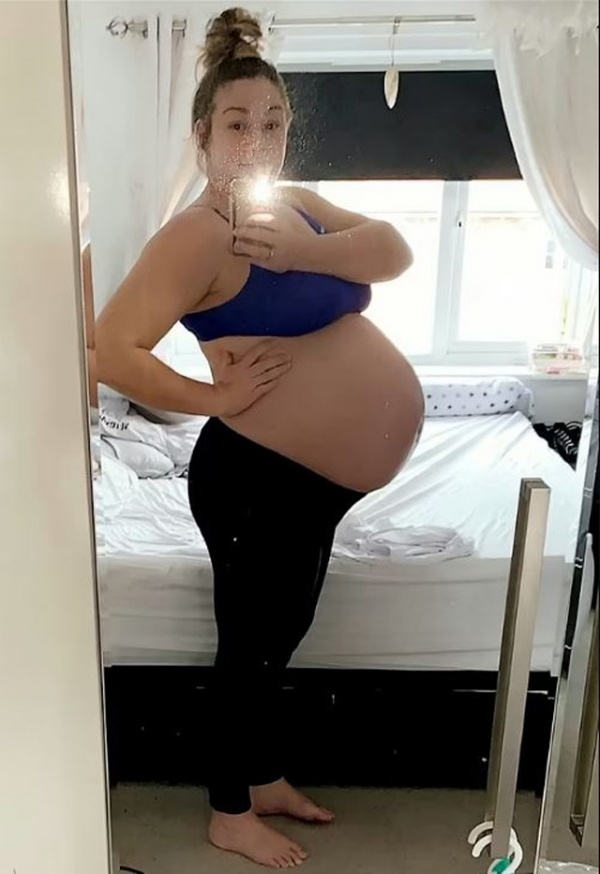Bụng to như mang thai đôi, bà bầu choáng váng khi biết cân nặng con trai sơ sinh