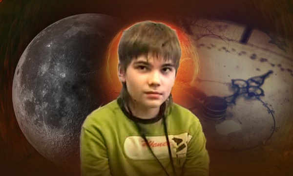 Cậu bé tuyên bố đến từ sao Hỏa, xuống Trái đất cứu thế, tiên tri rùng mình về tương lai