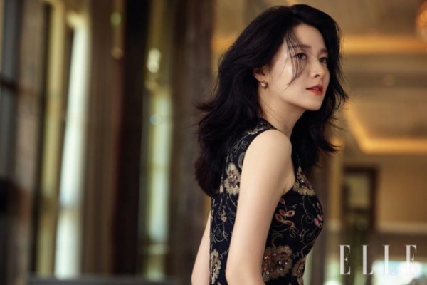 50 tuổi, nàng Dae Jang Geum đánh bại Song Hye Kyo và cả "mợ chảnh" Jeon Ji Hyun
