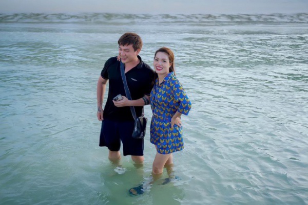 Vợ chồng Nguyễn Ngọc Anh - Tô Minh Đức ra MV về tình yêu với kết thúc không có hậu