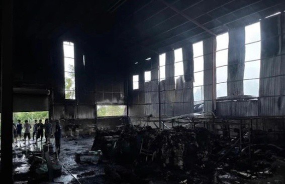 Tin tức 24h: Thông tin mới vụ cháy xưởng chăn ga gối đệm khiến 3 mẹ con tử vong ở Hà Nội