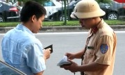 Cảnh sát có chấp nhận giấy tờ xe công chứng thay thế bản gốc?