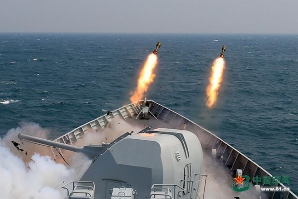 300 tàu chiến TQ tập trận, bắn đạn thật trên biển Hoa Đông