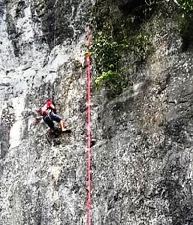 Quảng Bình: Hoàn thành tuyến đường leo núi “bán nhân tạo” ở cửa hang Tối