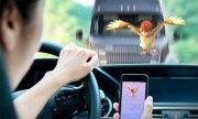 "Bắt Pokemon" - tài xế Việt nên tránh khi lái xe