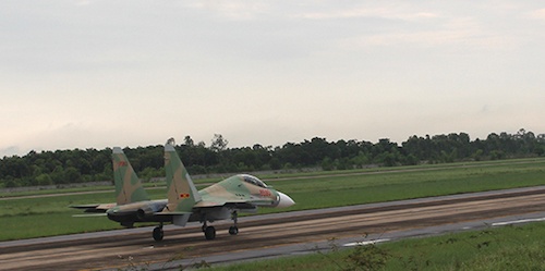 Su-30 và CASA tiếp tục cất cánh thực hiện nhiệm vụ