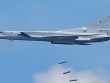 Video: Máy bay ném bom tầm xa Nga tiêu diệt IS ở Syria