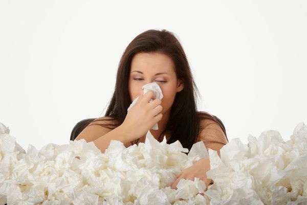 Cách đối phó với bệnh viêm mũi dị ứng trong mùa đông