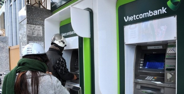 Vụ mất nửa tỷ trong tài khoản: Vietcombank tiếp tục lên tiếng