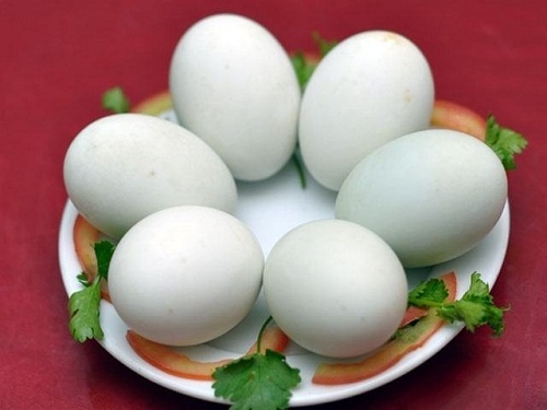 Cách chọn trứng vịt lộn ngon, non không thể bỏ qua