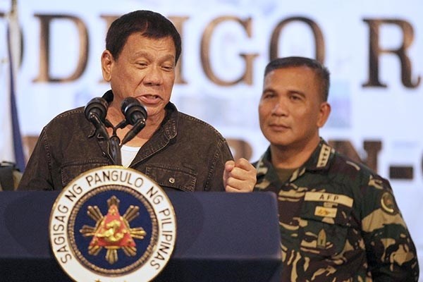 Tổng thống Duterte đánh cược cả mạng sống để bảo vệ Philippines khỏi khủng bố