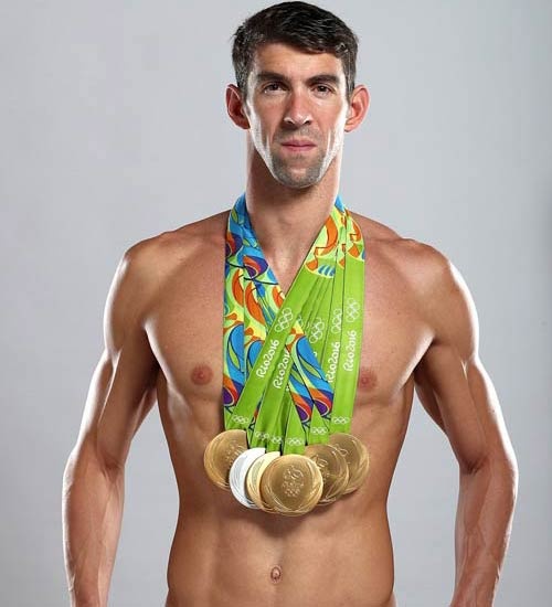 Khoe 5 HCV, Michael Phelps tri ân huyền thoại bơi lội