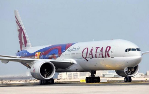 Máy bay Qatar hạ cánh khẩn cấp vì cháy động cơ