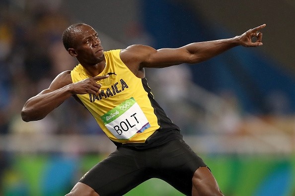 "Tia chớp" Bolt khiêu vũ, lập kỷ lục giành HCV Olympic 200 m