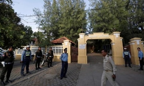 Campuchia điều hơn 1.500 cảnh sát chống gian lận thi cử