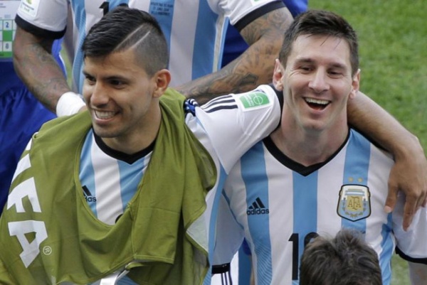 Messi trở lại đội tuyển Argentina đá vòng loại World Cup 2018