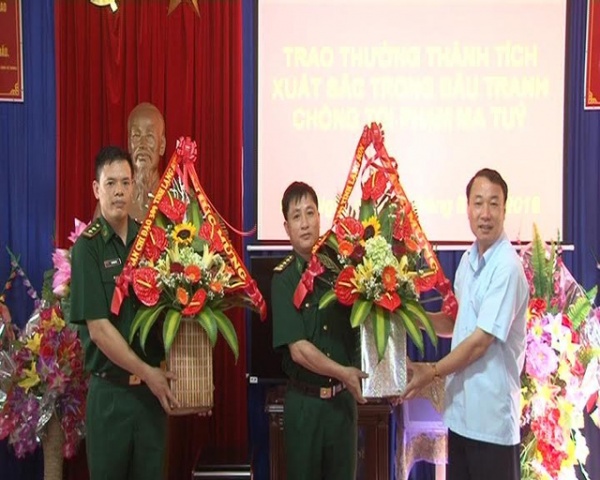 Biên phòng tỉnh Lạng Sơn bắt giữ 43 kg ma túy đá và 15 bánh heroin