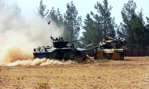 Xe tăng, đặc nhiệm Thổ Nhĩ Kỳ vào Syria tiêu diệt IS
