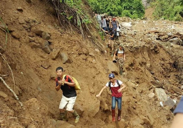 Sập hầm vàng ở Lào Cai: Chính quyền thừa nhận có "thổ phỉ"