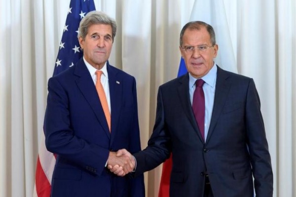 Ngoại trưởng Nga, Mỹ bắt tay bàn chuyện hợp tác trong vấn đề Syria