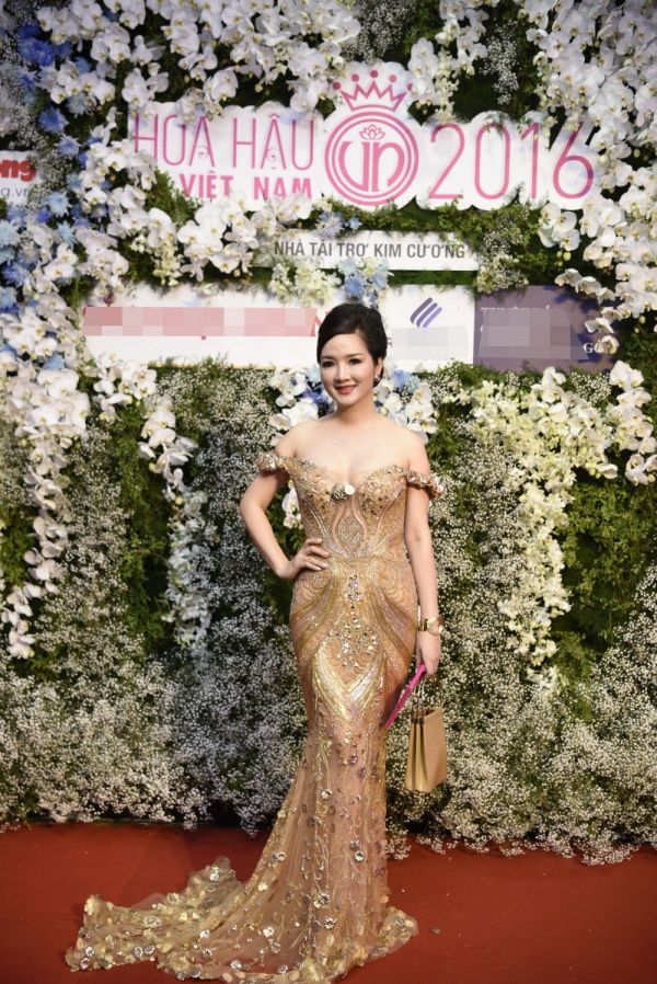 Dàn Hoa hậu, Á hậu lộng lẫy trên thảm đỏ Hoa hậu Việt Nam 2016