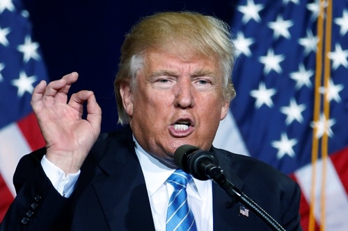 Trump, tổng thống Mexico tranh cãi về "bức tường biên giới"