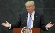 Giọng điệu Donald Trump thay đổi chóng mặt khi đến Mexico