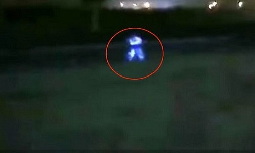 Vật thể lạ hình người có đầu phát sáng ở Peru