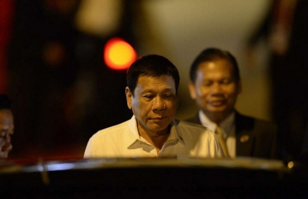 Tổng thống Philippines hối hận vì đã khiếm nhã với ông Obama