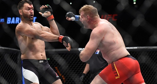 UFC: Nuôi thù 16 năm hạ đối thủ trong vài phút