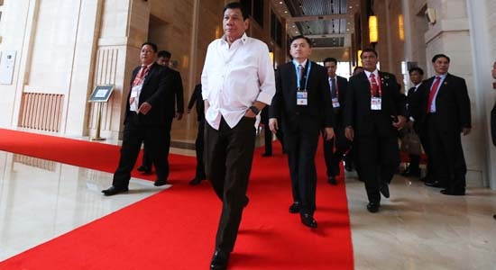 Tổng thống Philippines lần đầu bước ra chính trường thế giới sau những phát ngôn “gây sốc”