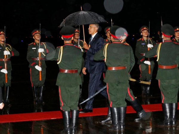Những khoảnh khắc giản dị của Tổng thống Obama trong chuyến thăm Lào lịch sử