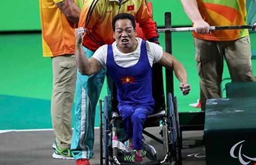 Lê Văn Công: Cuộc sống ‘du mục’ của kỷ lục gia Paralympic