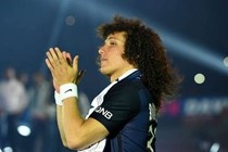 "David Luiz là một quả penalty nổ chậm"