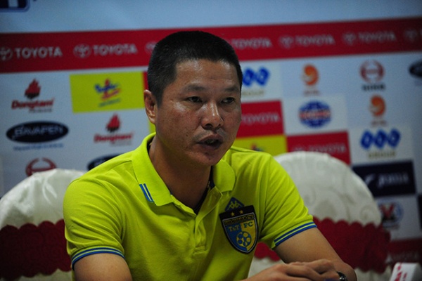 HLV Chu Đình Nghiêm: “Cơ hội vô địch của Hà Nội T&T vẫn rất khó khăn”
