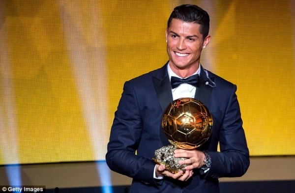 Ronaldo: ‘Tôi có 3 bóng vàng còn Xavi thì không’