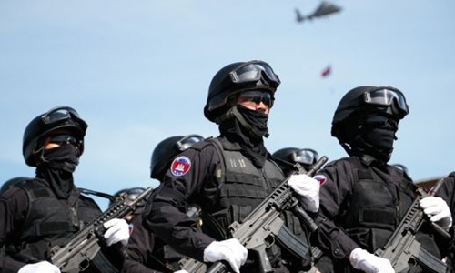 Campuchia điều thêm 350 lính bảo vệ Thủ tướng Hun Sen