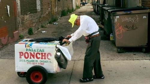 Cụ ông bán kem 89 tuổi làm tan chảy trái tim người Mỹ