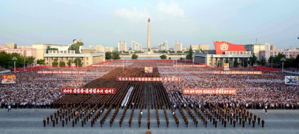 Triều Tiên diễu hành rầm rộ mừng thử hạt nhân thành công