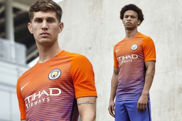 Lộ diện mẫu áo đấu thứ ba của Manchester City