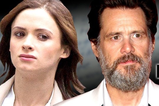 Jim Carrey bị chồng bạn gái quá cố kiện