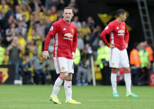 Mourinho cần sự cứng rắn của Pep Guardiola để giải quyết vụ Rooney