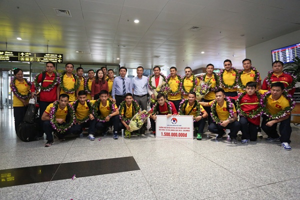 Đội tuyển futsal Việt Nam nhận thưởng lớn từ VFF