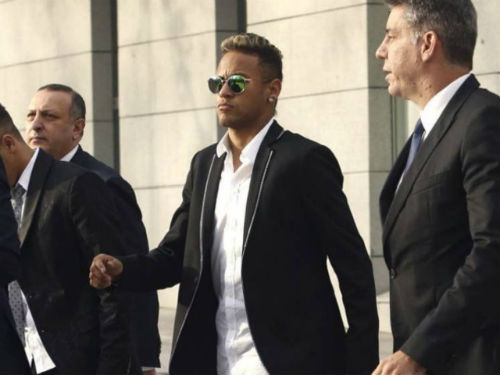NÓNG: Barca gian lận, Neymar chính thức hầu tòa